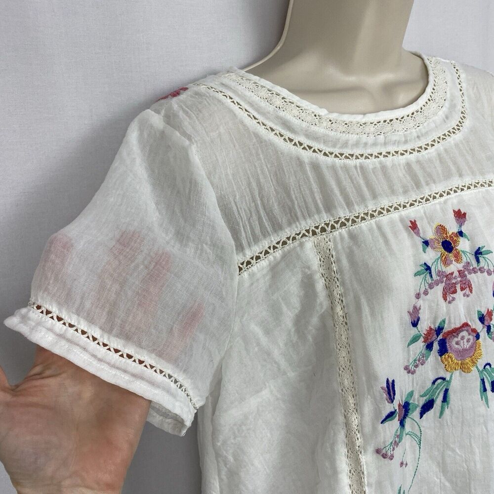 Umgee Tunic Top Women Small White Embroidered Floral Gauze Flowy Coquette Dainty - Picture 4 of 14